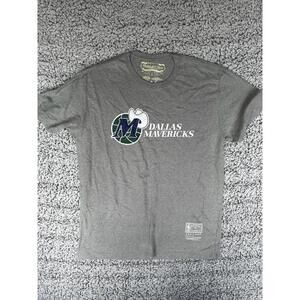 Mitchell & Ness Dallas Mavericks T Shirt Mens Large Gray NBA Hardwood